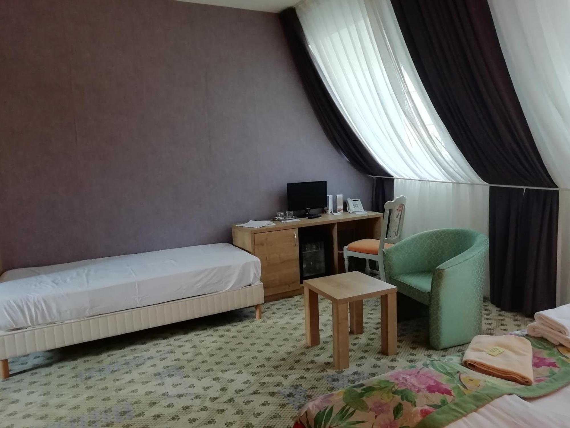 Batthyany Kuria Hotel Zalacsány Exterior foto